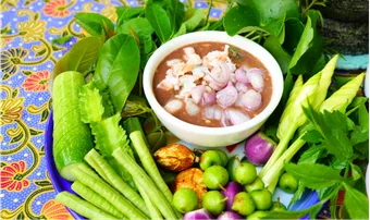 Fresh local vegetables served with nam prik